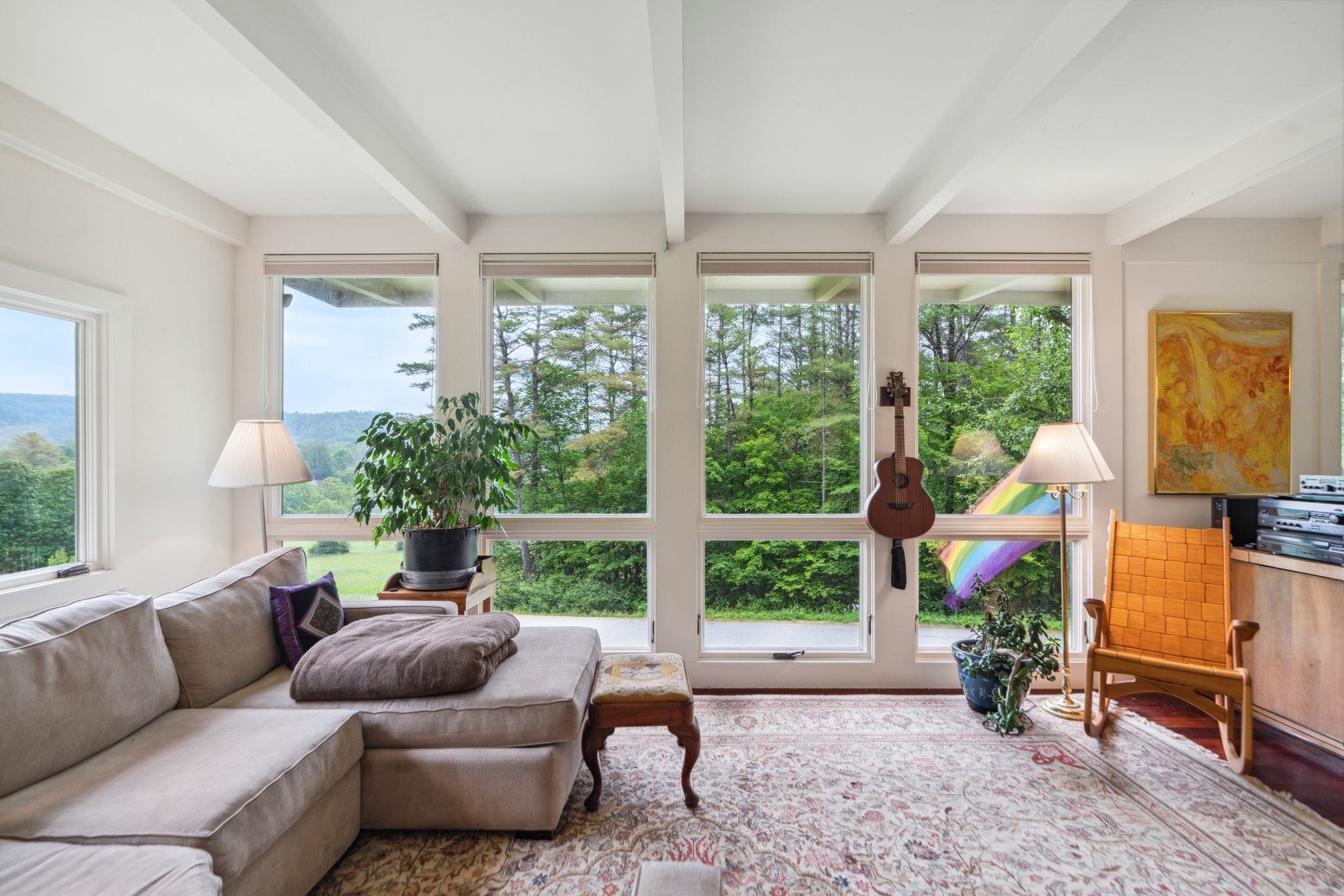 Norwich, Vermont 05055, United States, 3 Bedrooms Bedrooms, ,2 BathroomsBathrooms,Residential,Active,149514