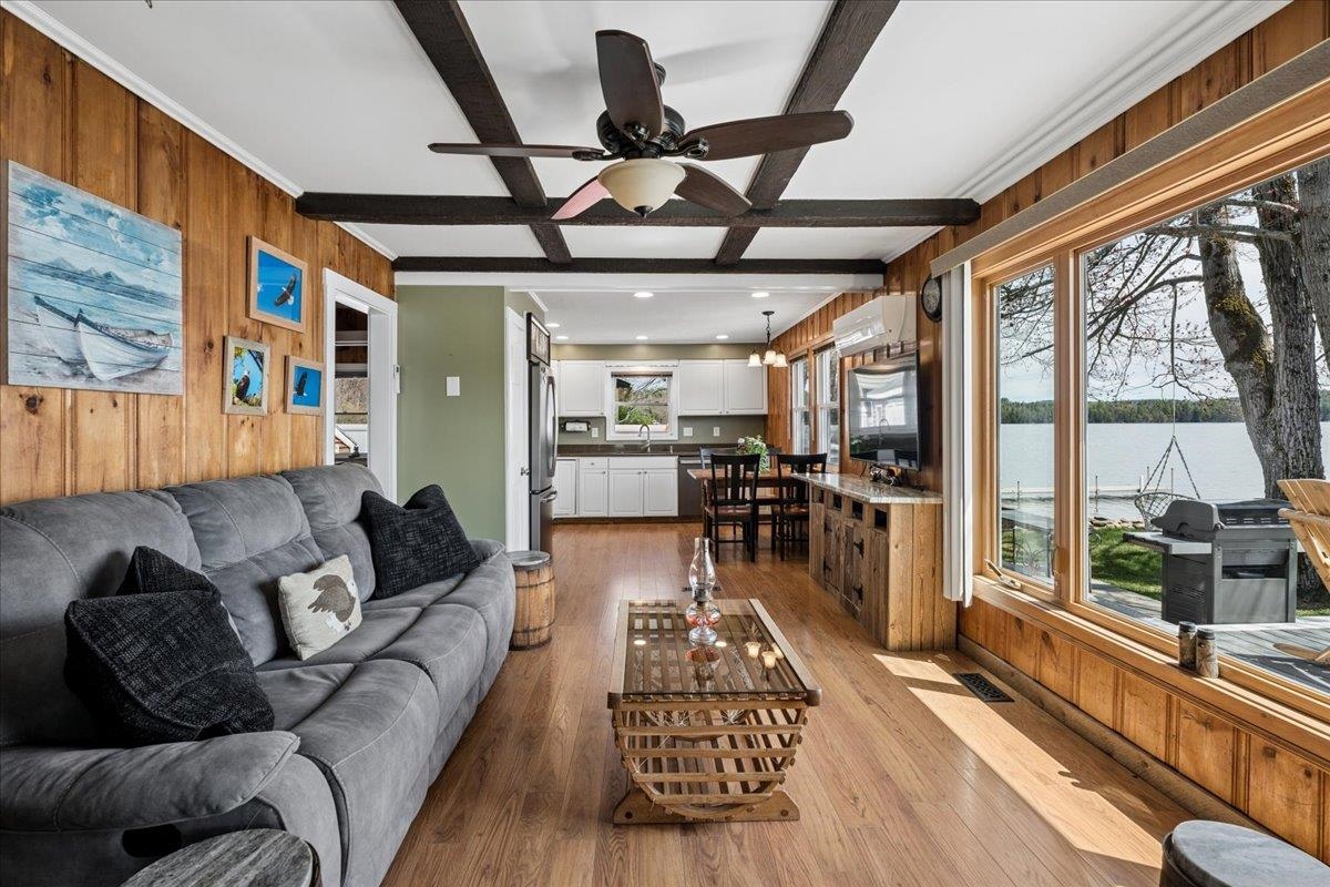 167 Lake Shore Drive