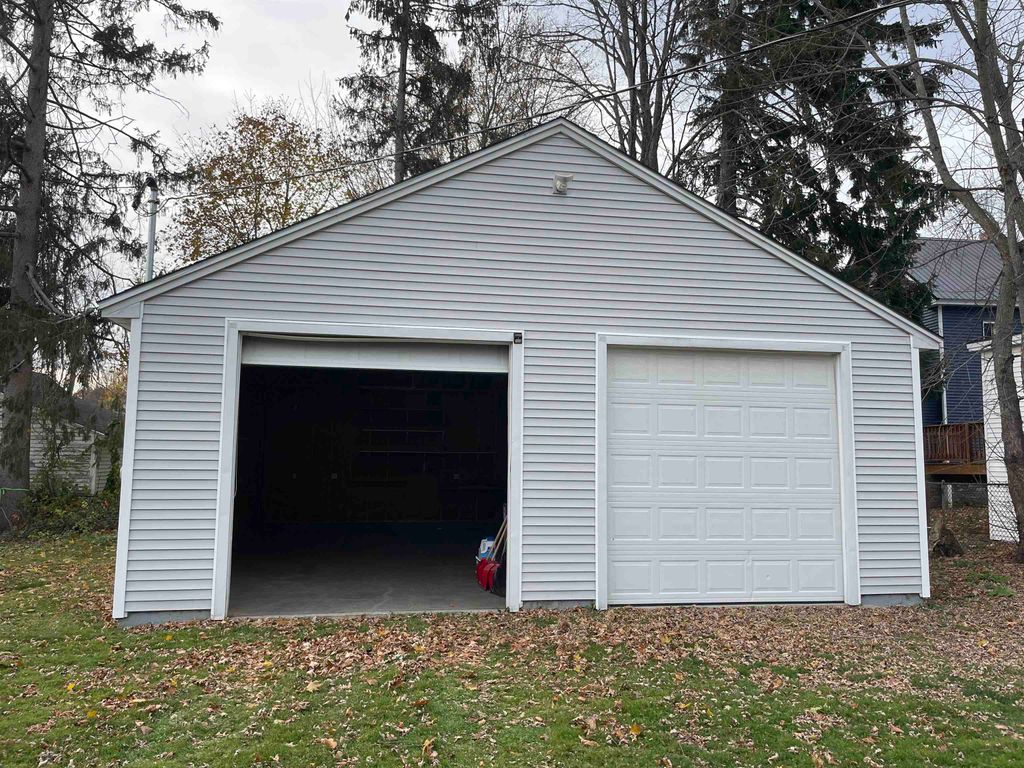 Photo of 1618 Hough Street, Dover, NH 03820 (MLS # 5070086)