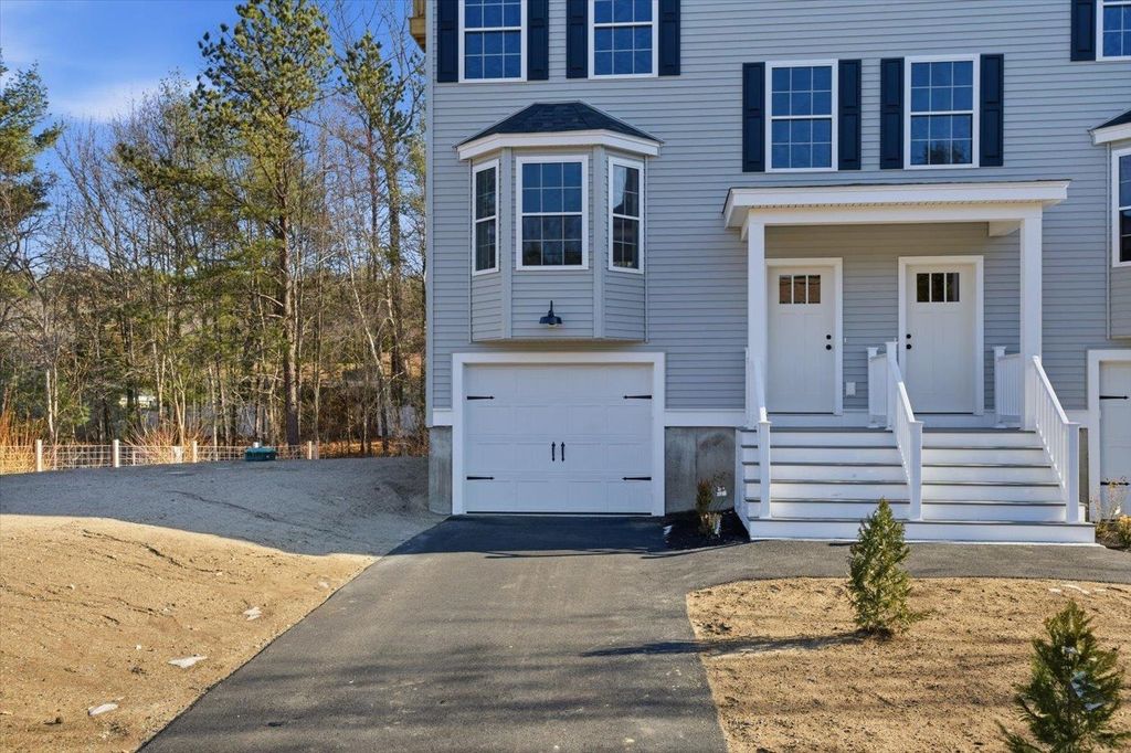 Photo of 35 Brooks Road #1, Seabrook, NH 03874 (MLS # 5074083)