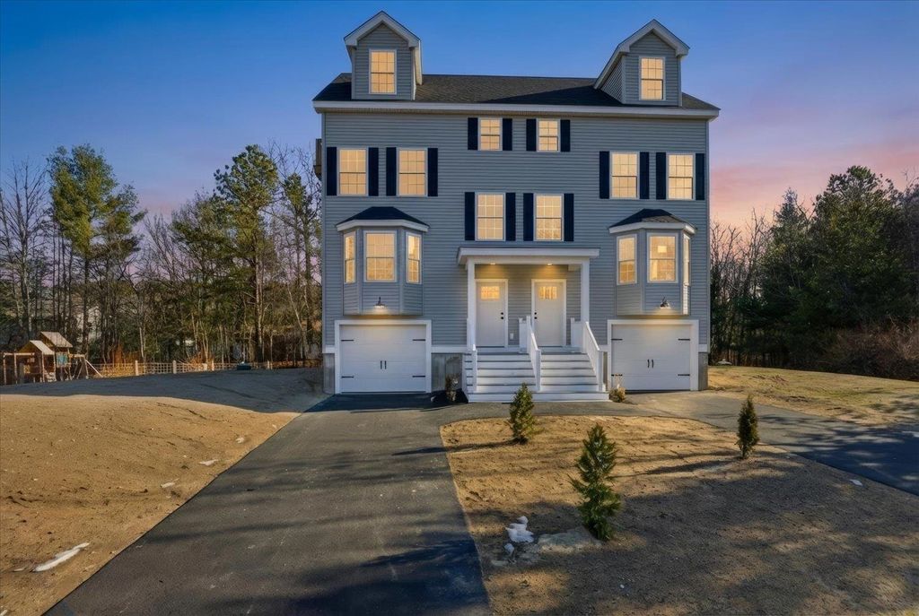 Photo of 35 Brooks Road #1, Seabrook, NH 03874 (MLS # 5074083)