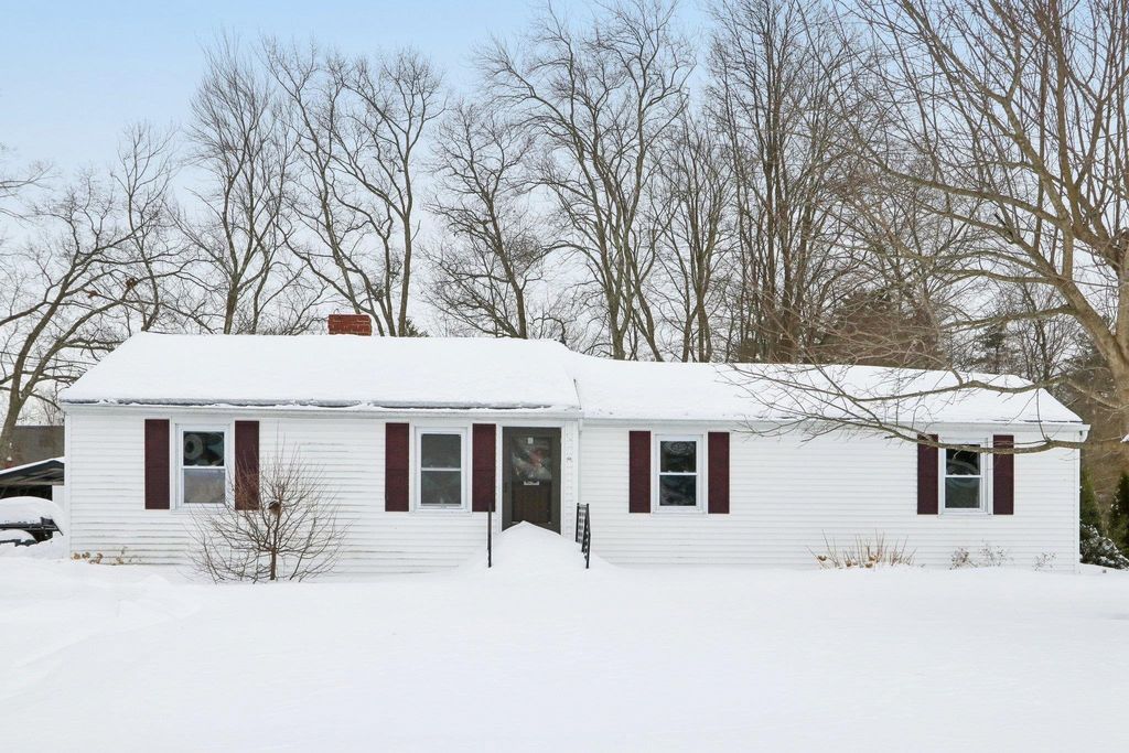 Photo of 6 Forest Drive, Seabrook, NH 03874 (MLS # 5075268)