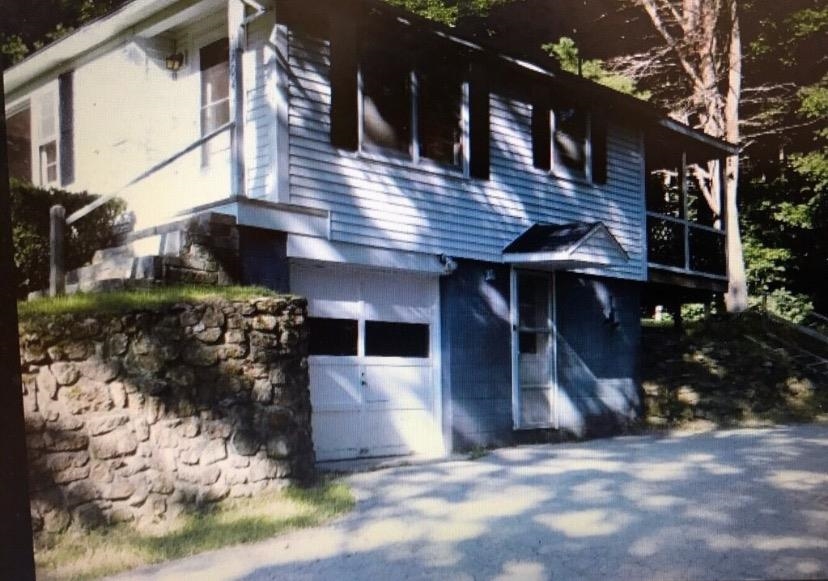 304 Center Street