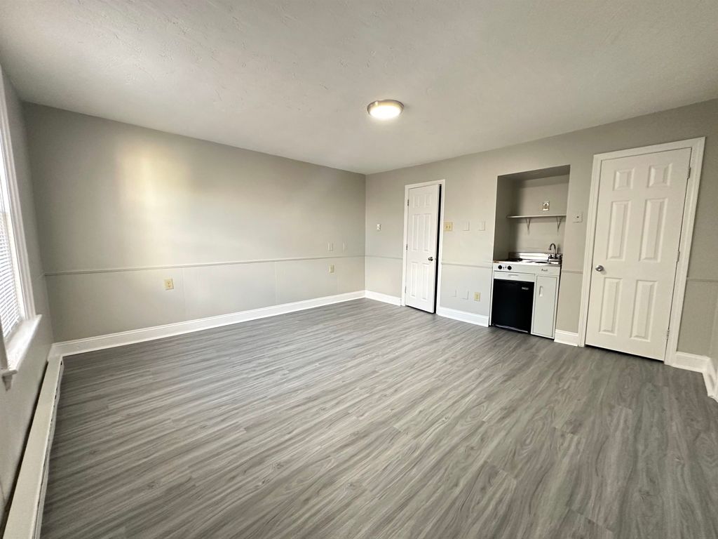 Photo of 14 Amory Street #1, Nashua, NH 03060 (MLS # 5067130)