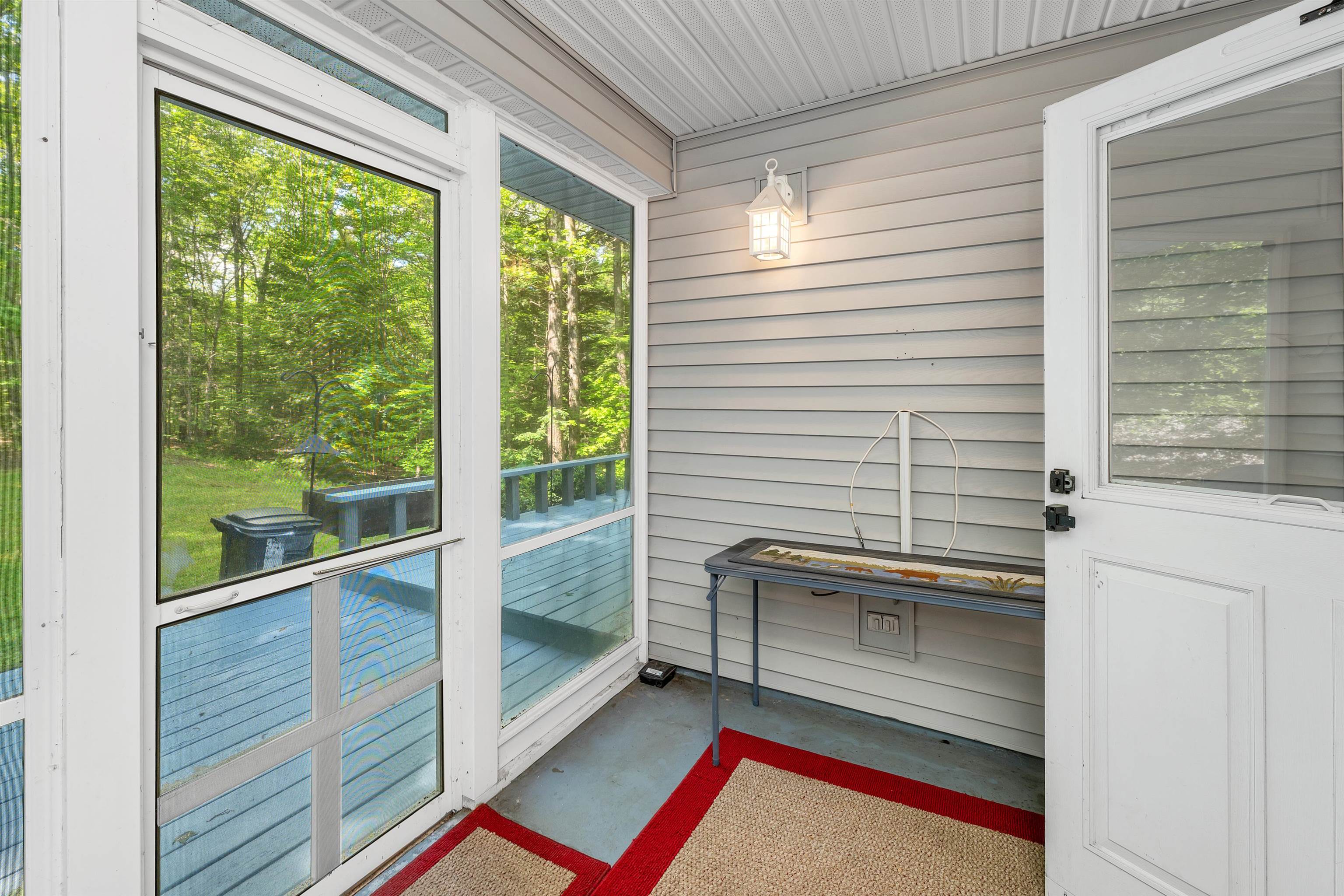 Gilford, New Hampshire 03249, United States, 2 Bedrooms Bedrooms, ,2 BathroomsBathrooms,Residential,Pending,144725