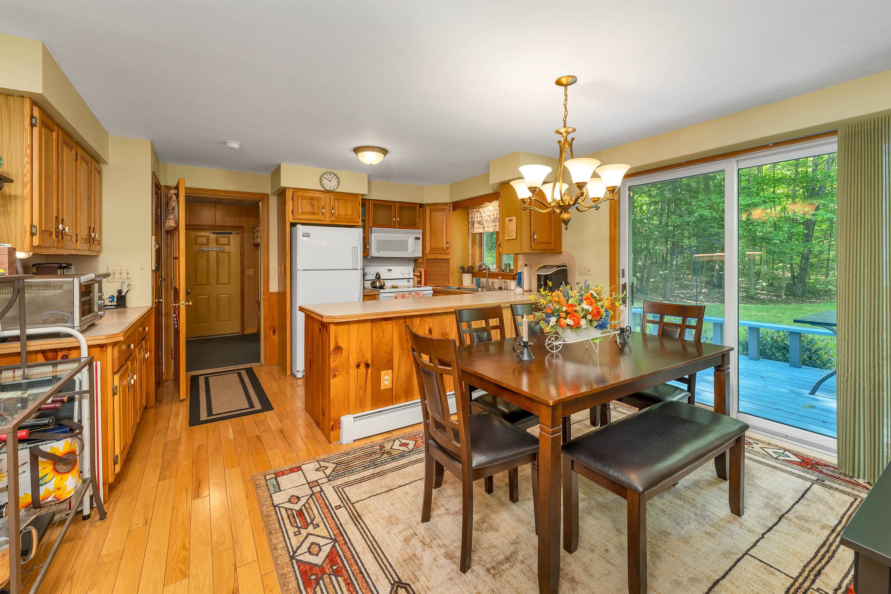 Gilford, New Hampshire 03249, United States, 2 Bedrooms Bedrooms, ,2 BathroomsBathrooms,Residential,Pending,144725