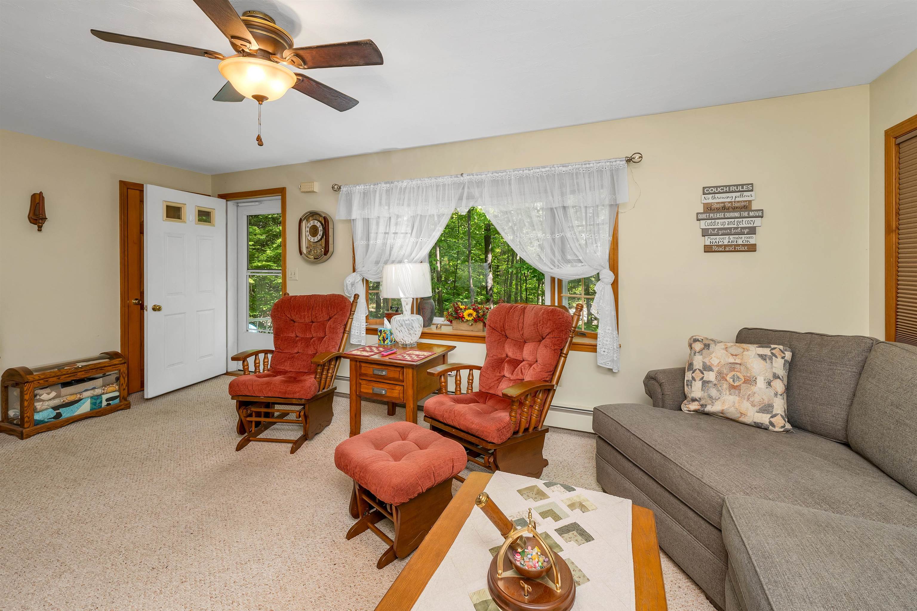 Gilford, New Hampshire 03249, United States, 2 Bedrooms Bedrooms, ,2 BathroomsBathrooms,Residential,Pending,144725