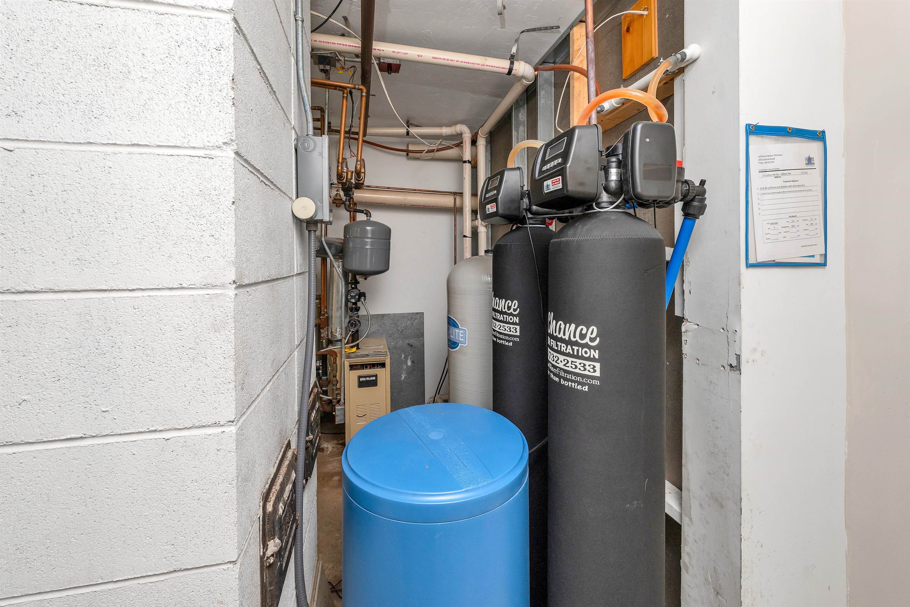 Gilford, New Hampshire 03249, United States, 2 Bedrooms Bedrooms, ,2 BathroomsBathrooms,Residential,Pending,144725