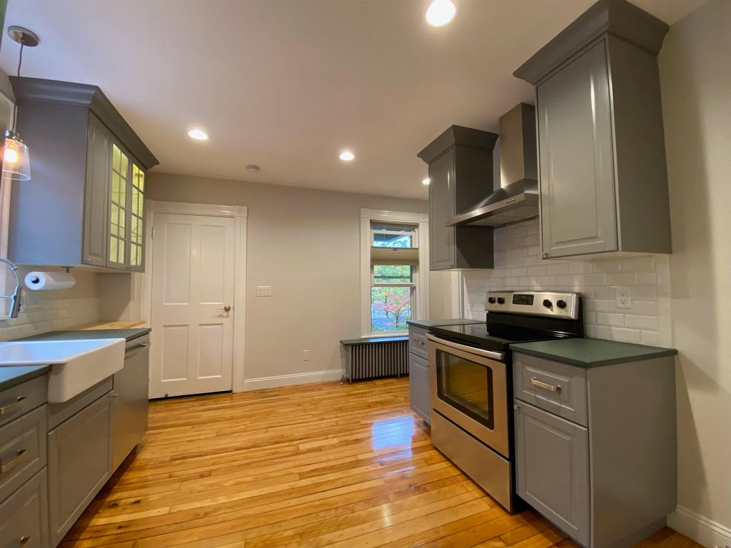 Photo of 15 Summit Street, Concord, NH 03301 (MLS # 5080688)