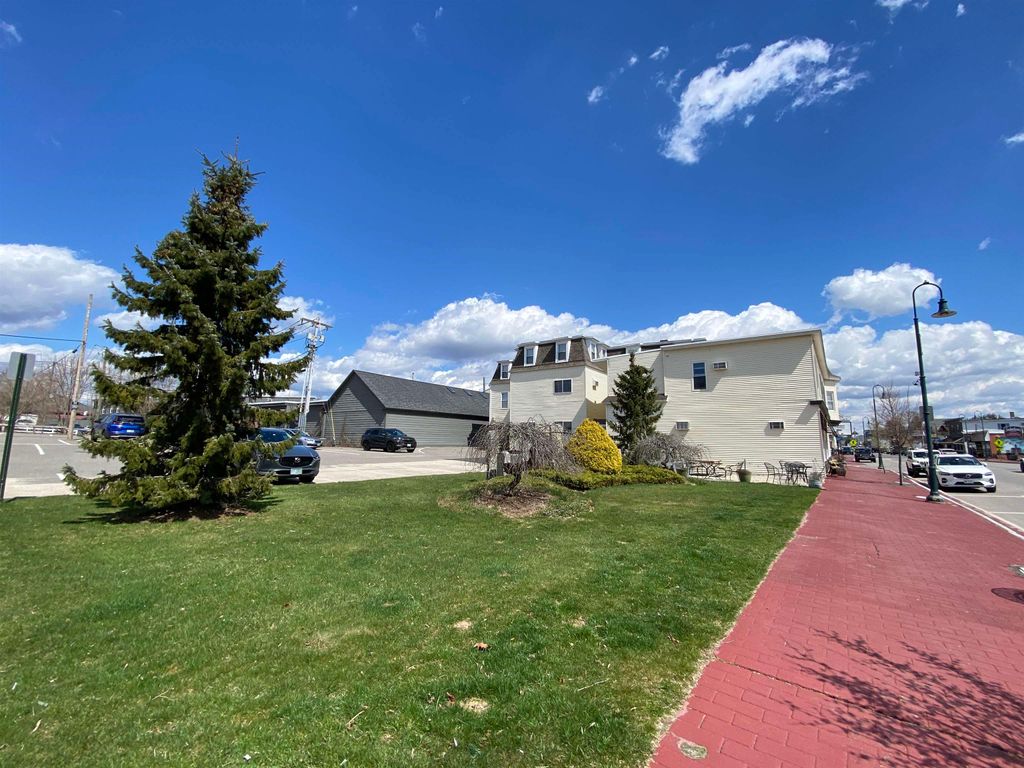 Photo of 4 Martin Street #13, Derry, NH 03038 (MLS # 5070550)