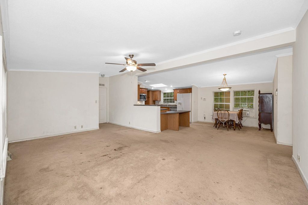 Photo of 5 Mark Street, Nashua, NH 03062 (MLS # 5063767)