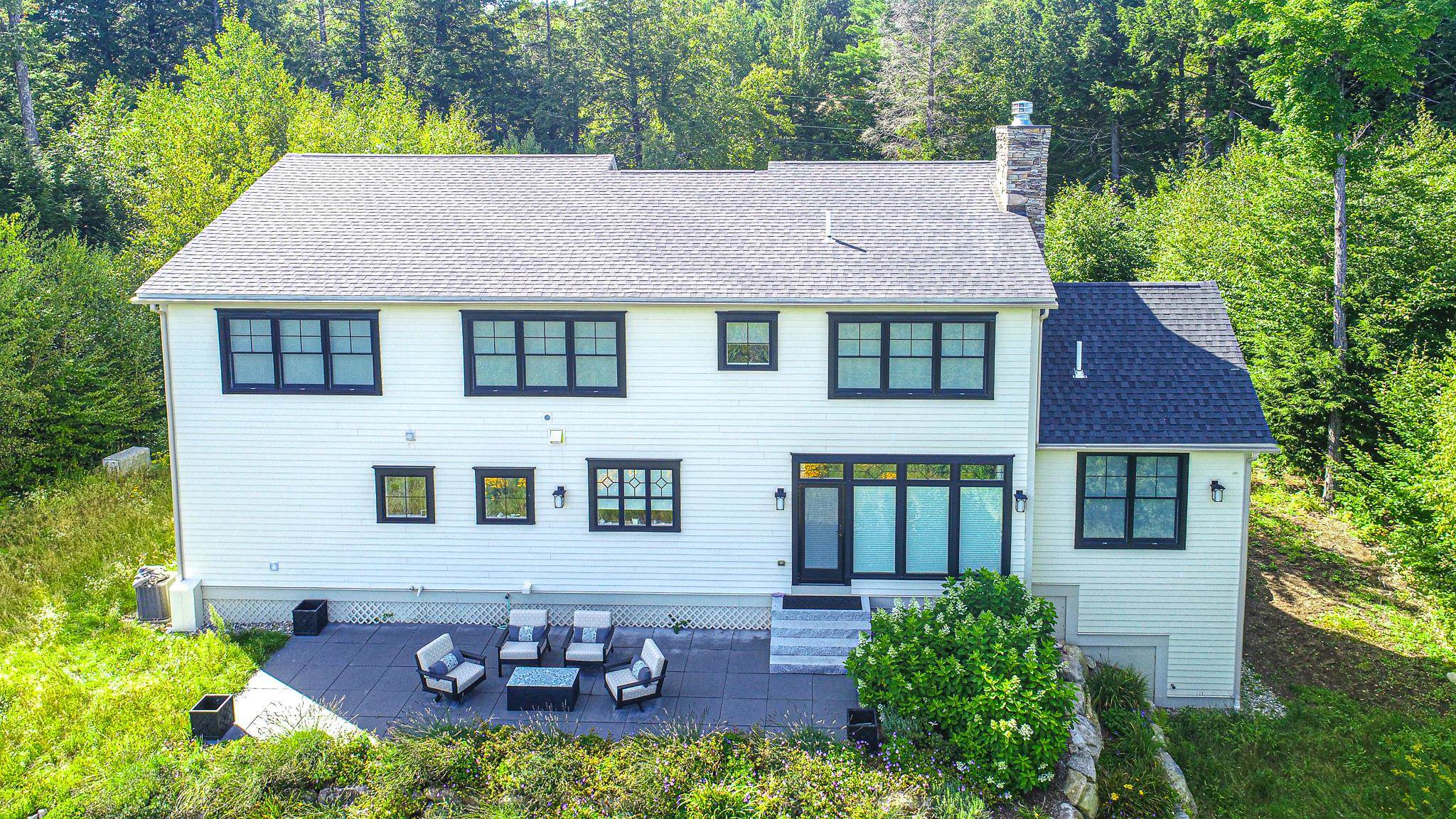 86 Hall Farm Road