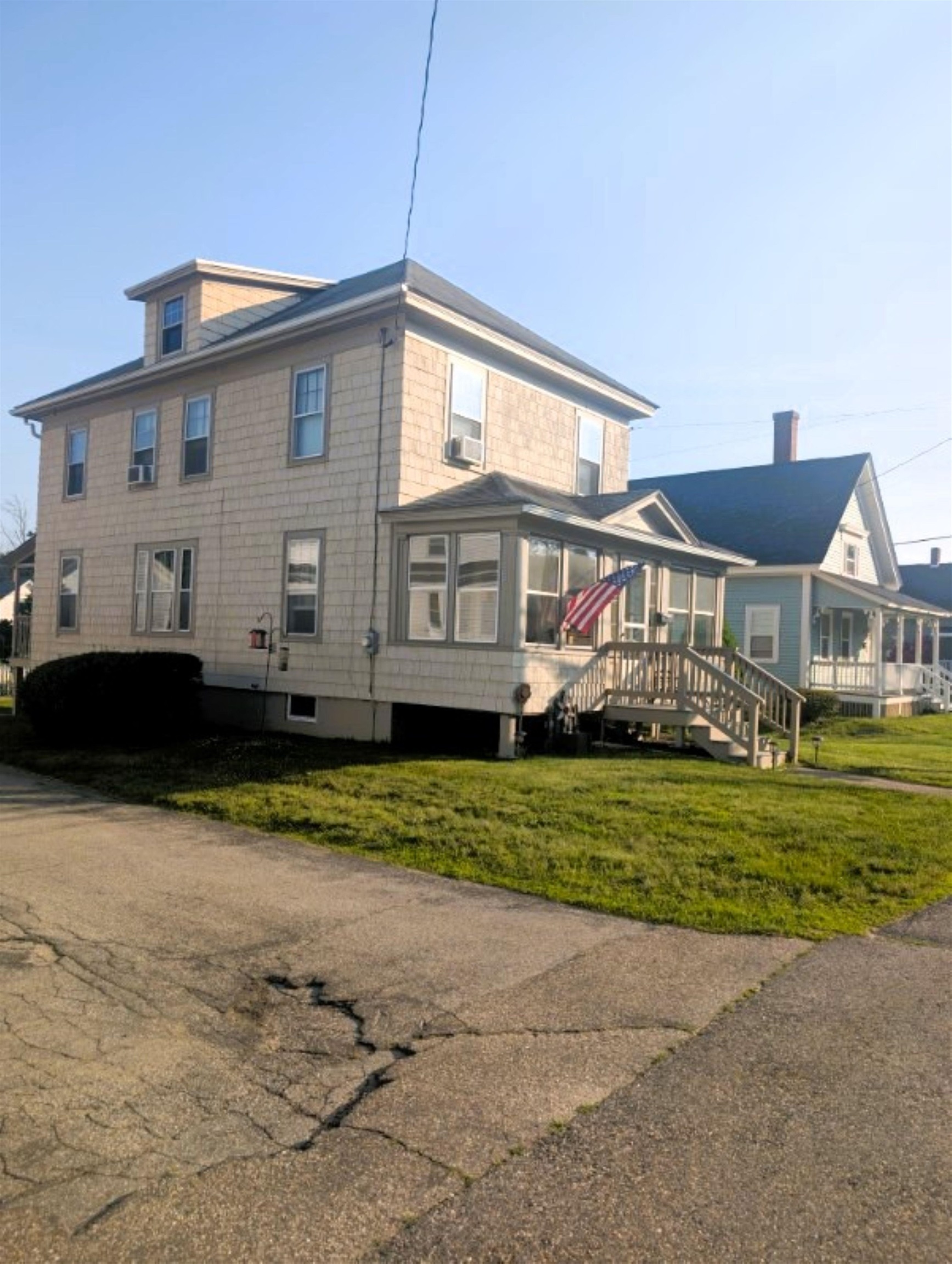 28 Central Street