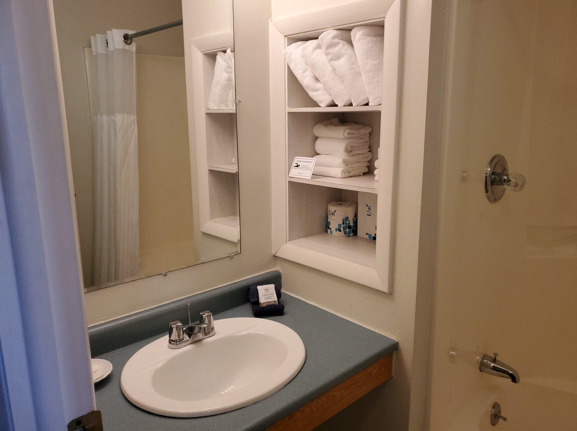 337 S Main Street Interval week 4 January 26-February 2 Unit V05