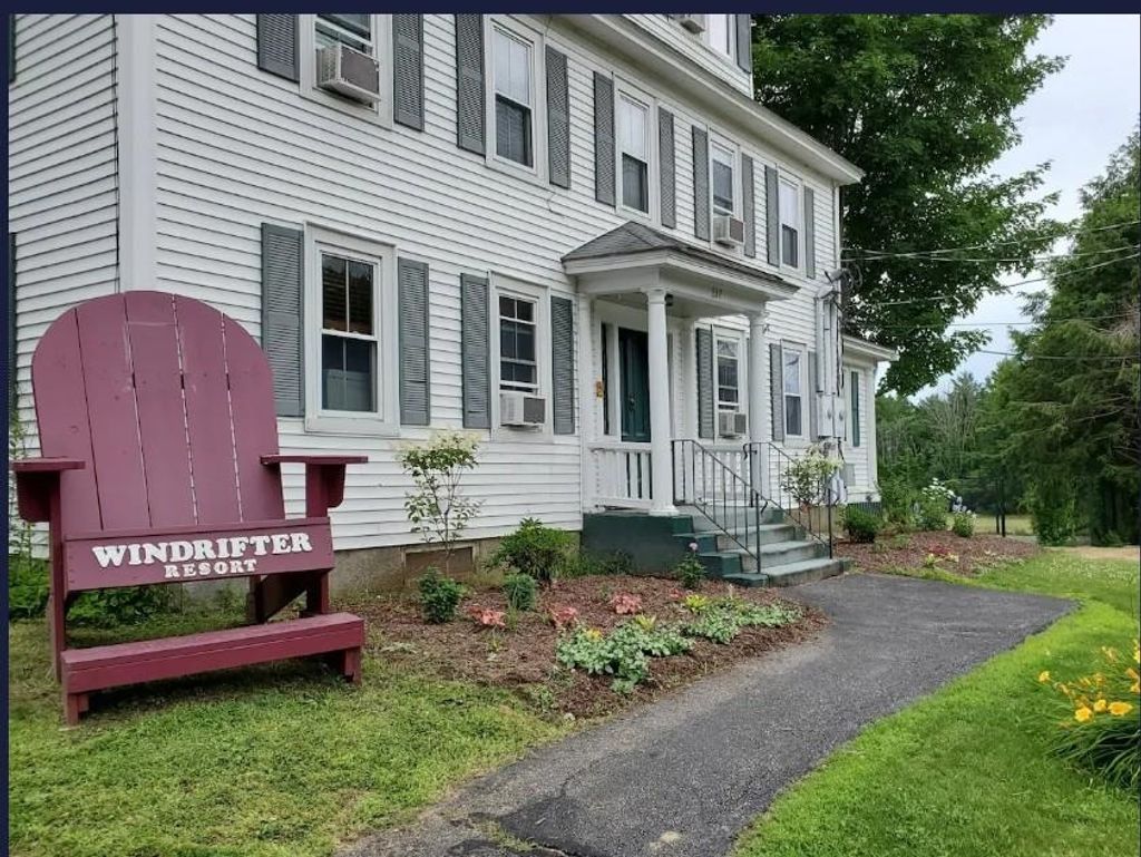 Photo of 337 S Main Street #Interval week 4 Janu, Wolfeboro, NH 03894 (MLS # 5069653)