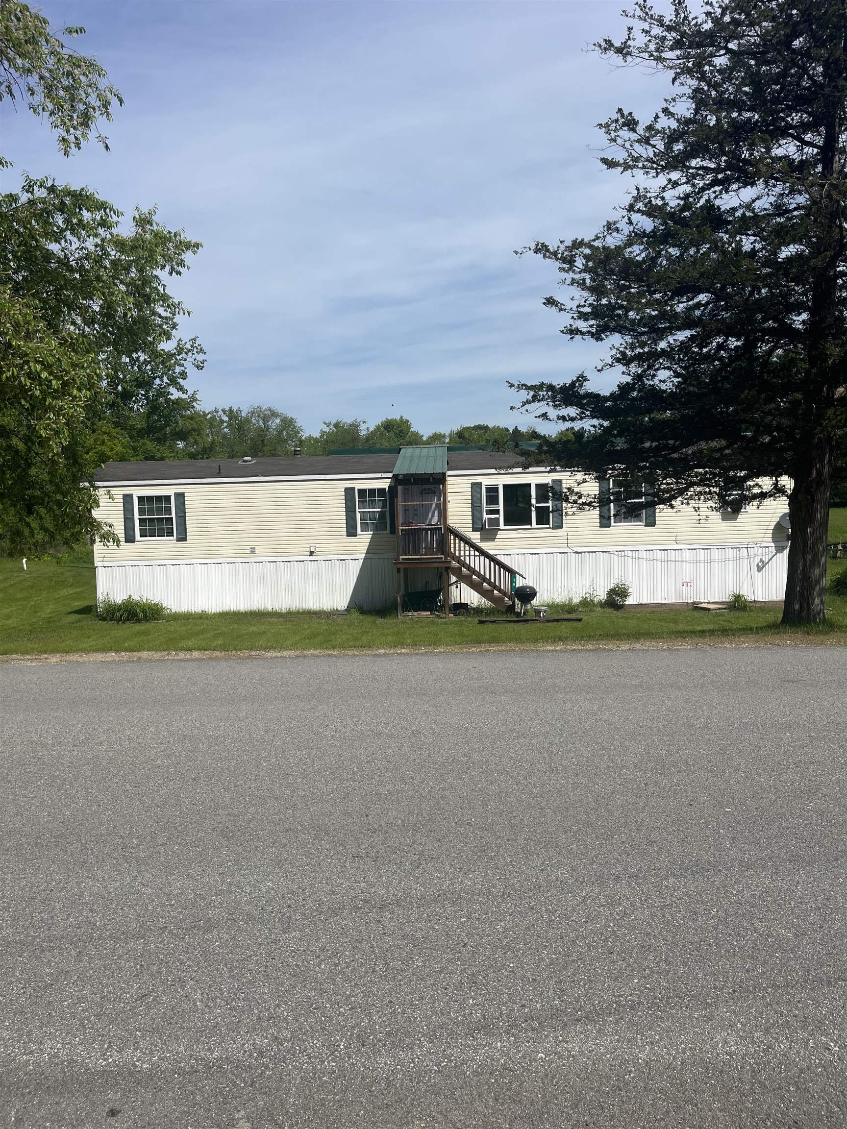 19 Back Ashuelot Road