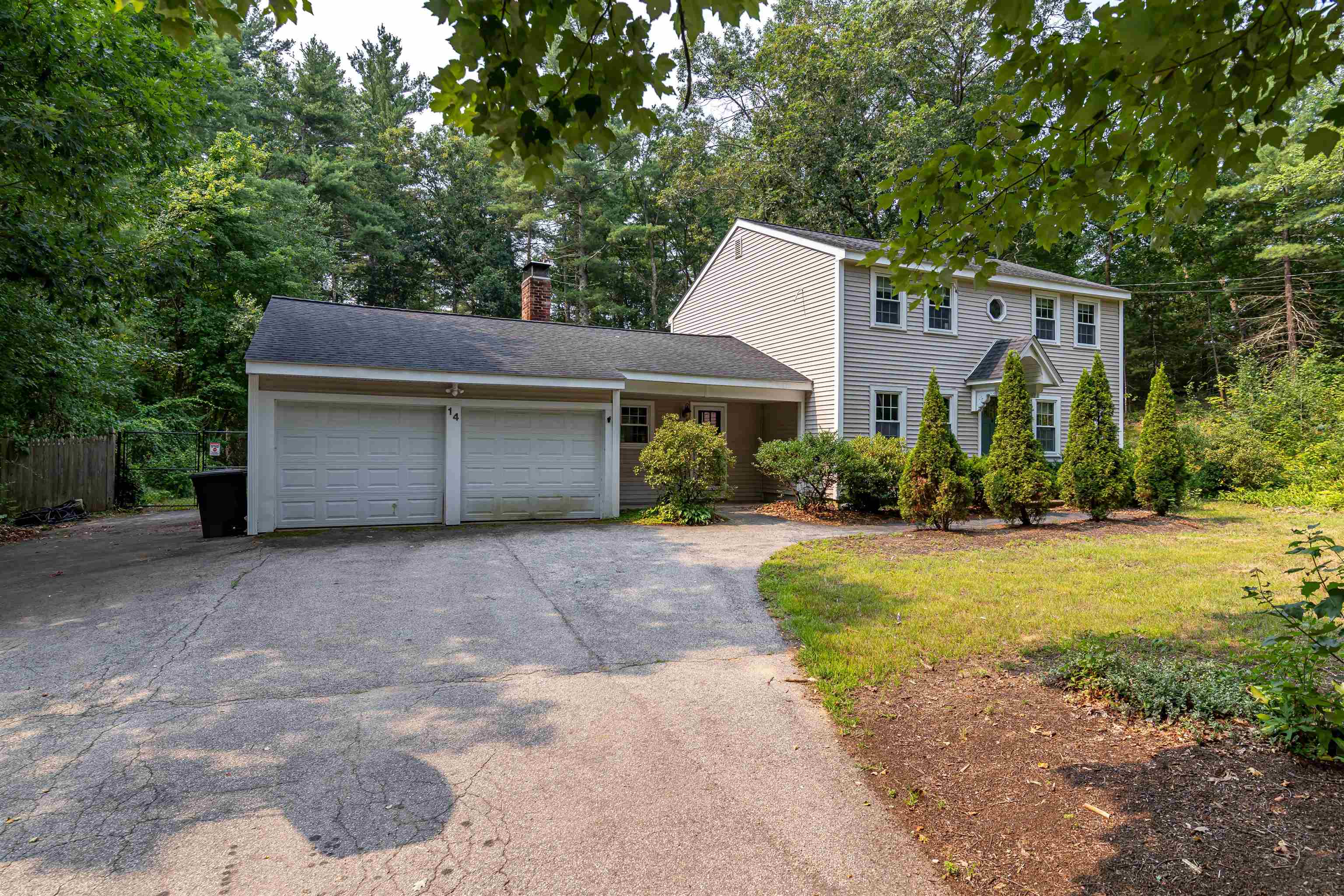 14 Martin Lane