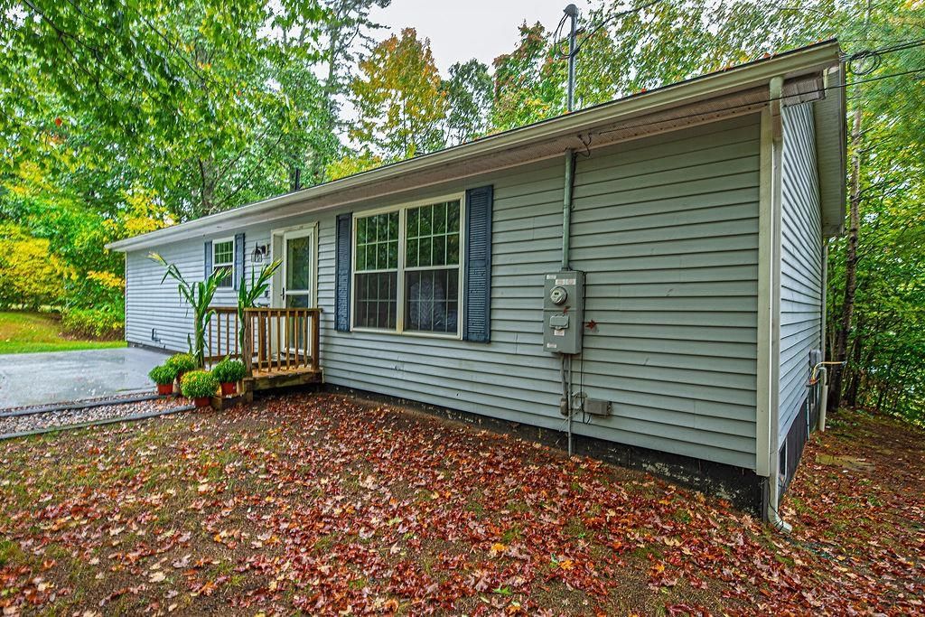 Photo of 384 Cross Road, Rochester, NH 03867 (MLS # 5063118)