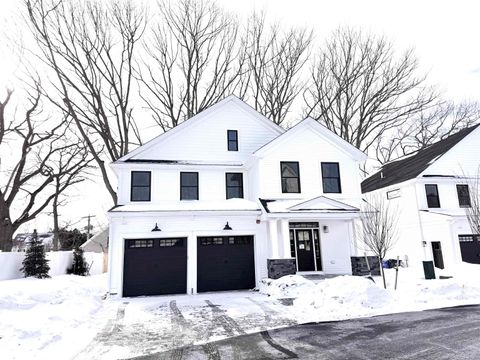 #5 Woodbury Reserve 5 Portsmouth NH 03801