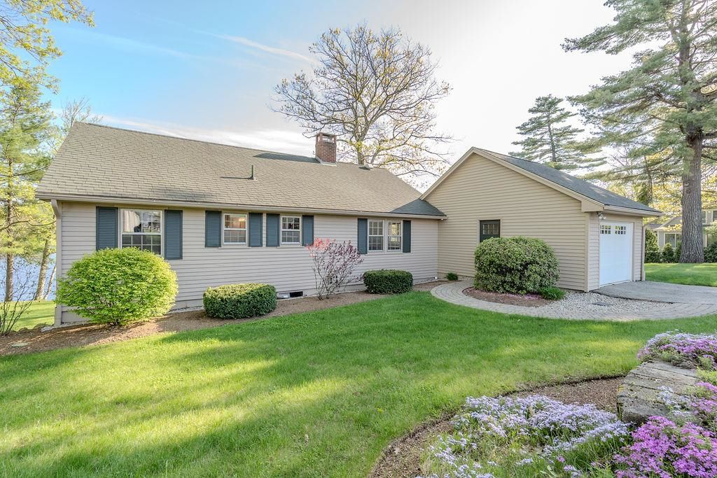 Photo of 1047 Dover Road, Epsom, NH 03234 (MLS # 5033622)
