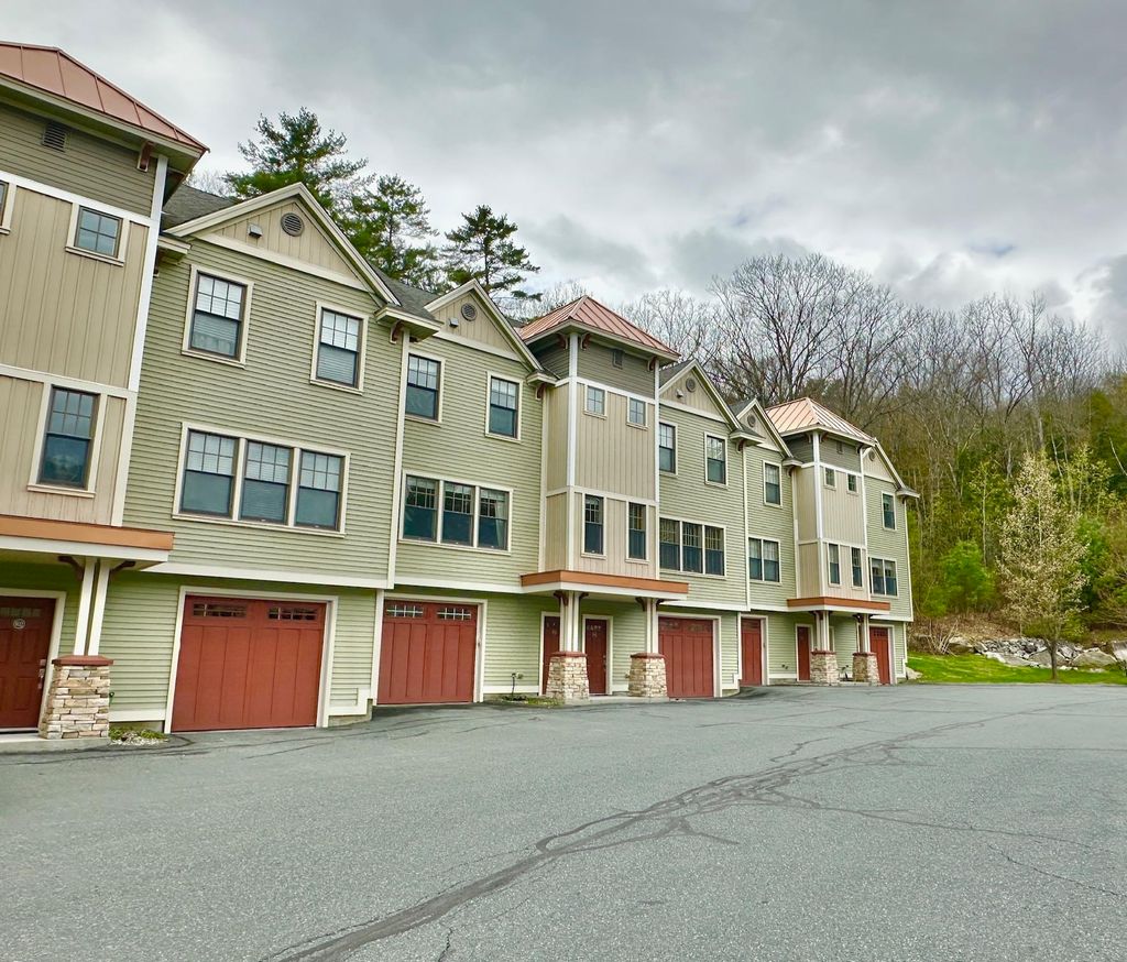 Photo of 337 Mount Support Road #104, Lebanon, NH 03766 (MLS # 5086687)