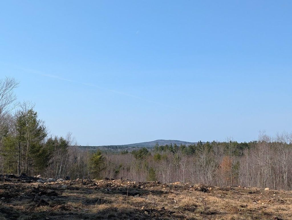 Photo of 681 Vail Road, Barnstead, NH 03225 (MLS # 5065242)