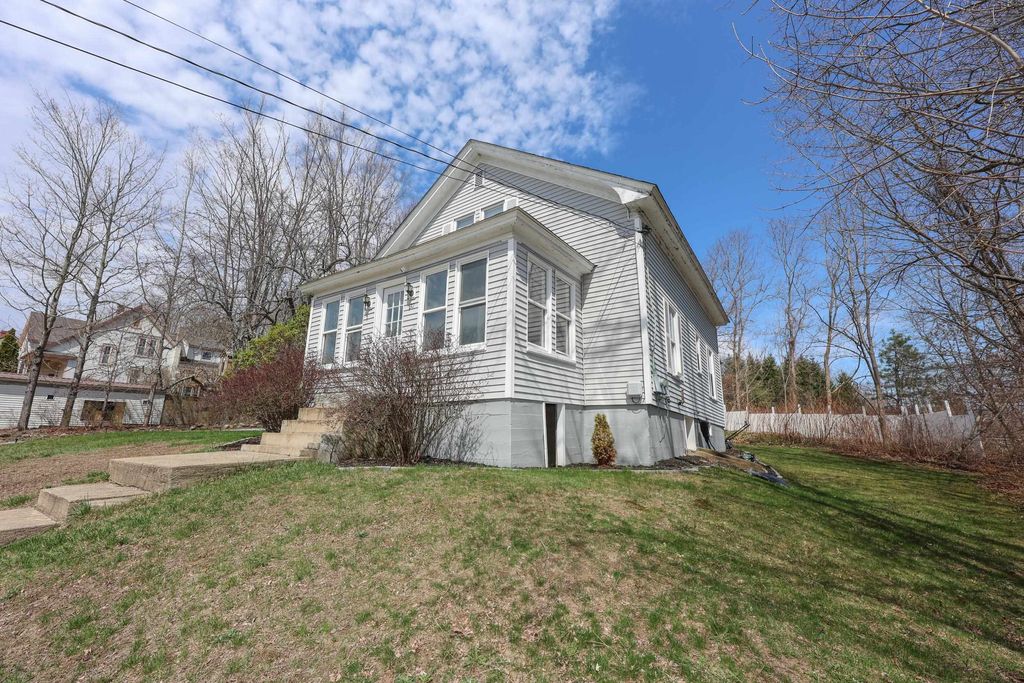 Photo of 32 Turnpike Street, Pembroke, NH 03275 (MLS # 5088122)