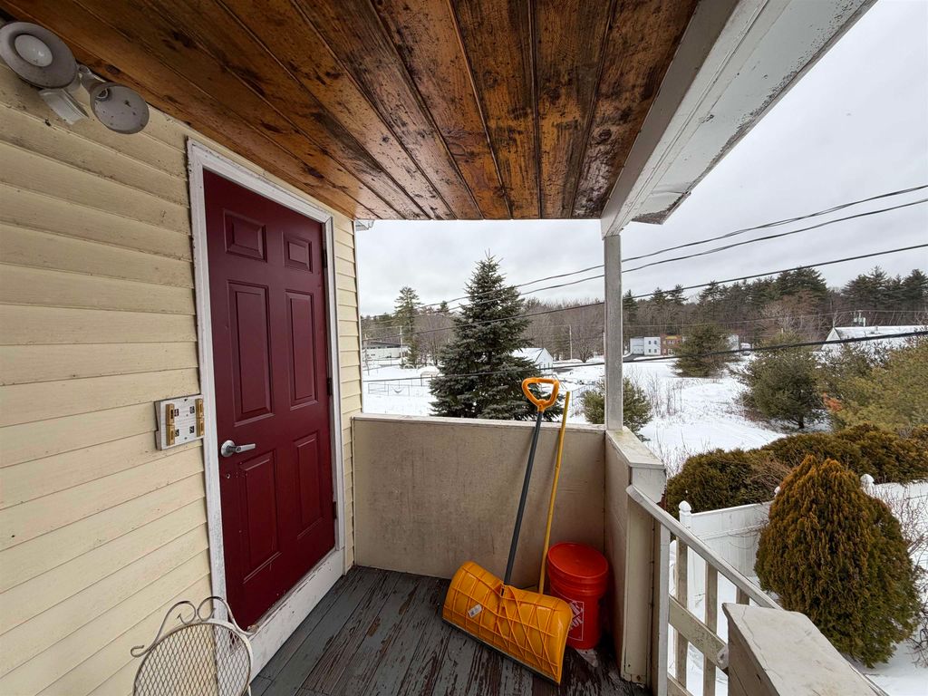 Photo of 748 Calef Highway #4, Barrington, NH 03825 (MLS # 5078575)