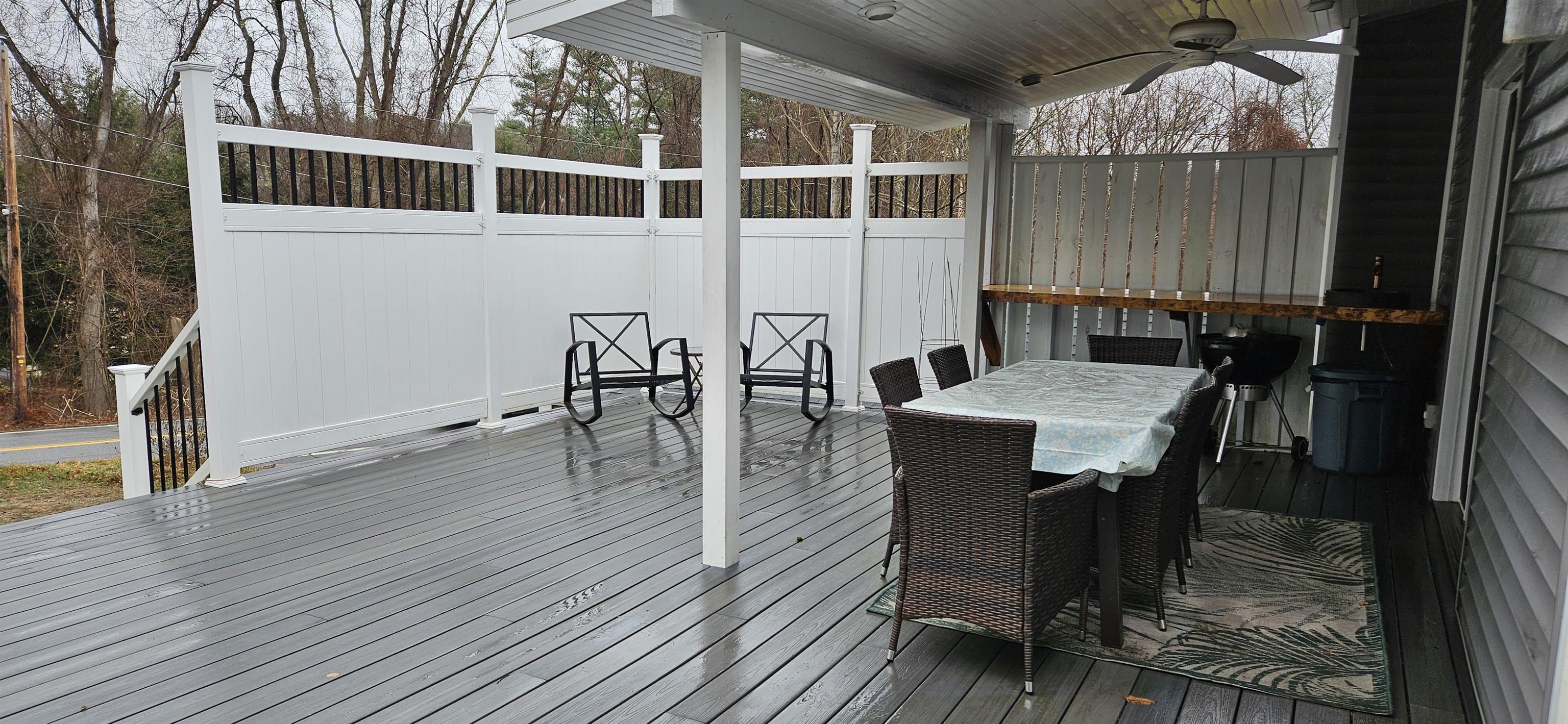 Atkinson, New Hampshire 03811, United States, 4 Bedrooms Bedrooms, ,2 BathroomsBathrooms,Residential,Active,92450