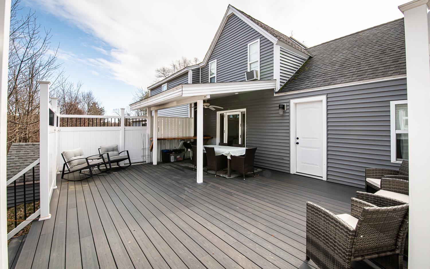 Atkinson, New Hampshire 03811, United States, 4 Bedrooms Bedrooms, ,2 BathroomsBathrooms,Residential,Active,92450