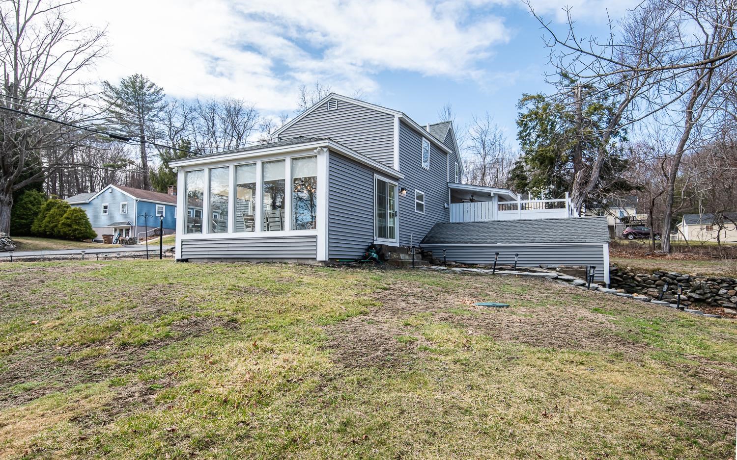 Atkinson, New Hampshire 03811, United States, 4 Bedrooms Bedrooms, ,2 BathroomsBathrooms,Residential,Active,92450