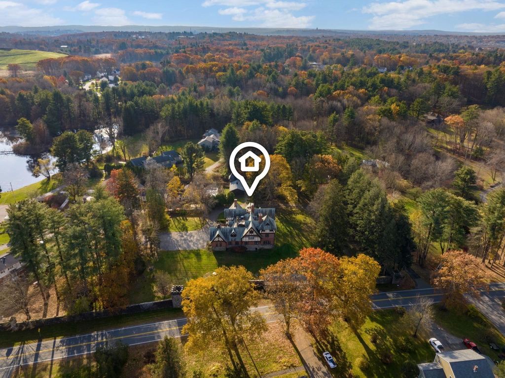 Photo of 80 Pond Street #1, Salem, NH 03079 (MLS # 5083911)