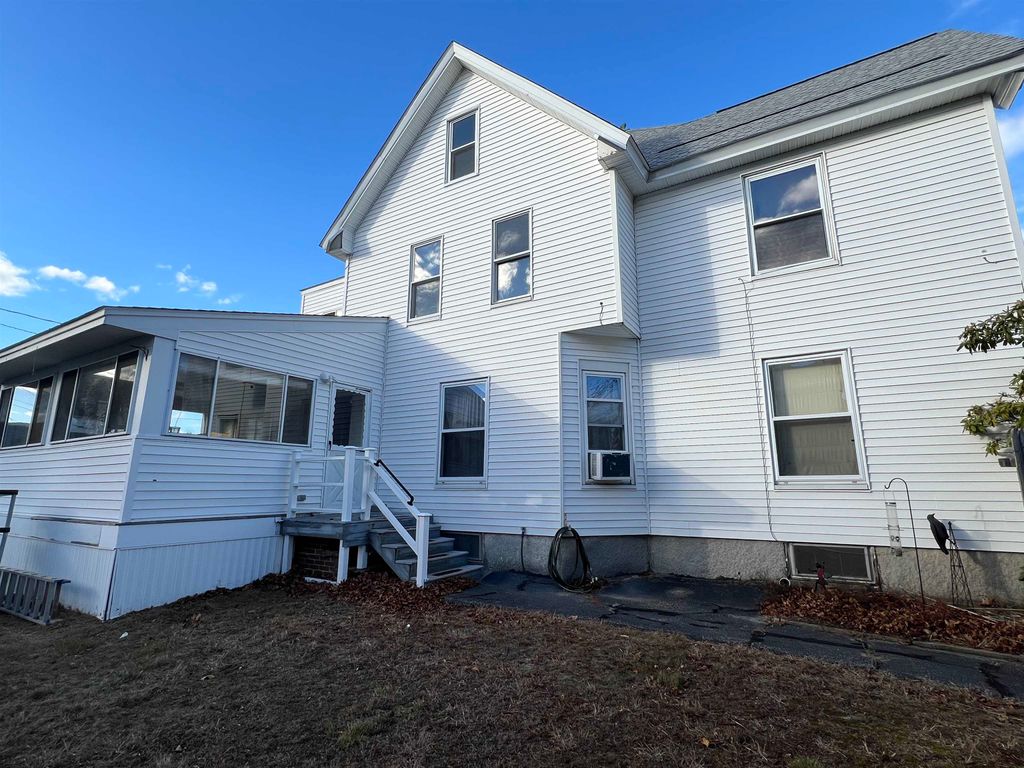 Photo of 804 Beech Street, Manchester, NH 03104 (MLS # 5070512)