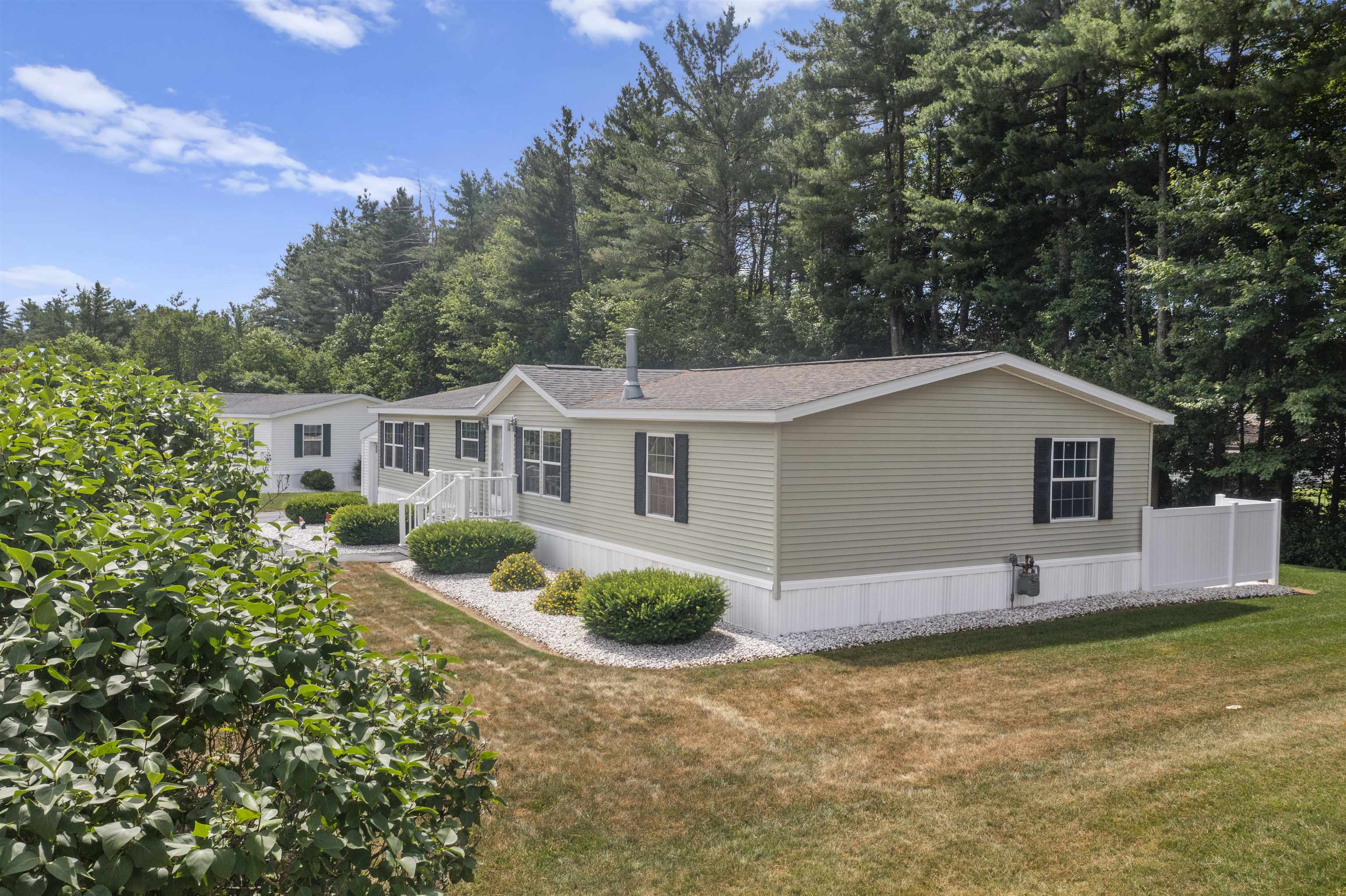 60 Constitution Way