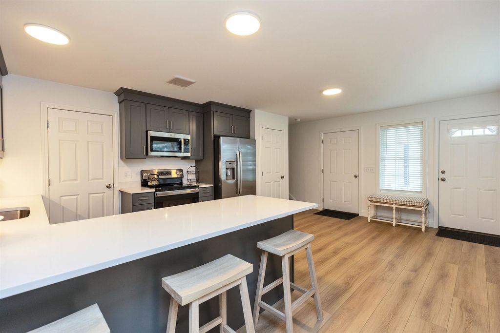 Photo of 27 Trails Edge Common, Peterborough, NH 03458 (MLS # 5073711)