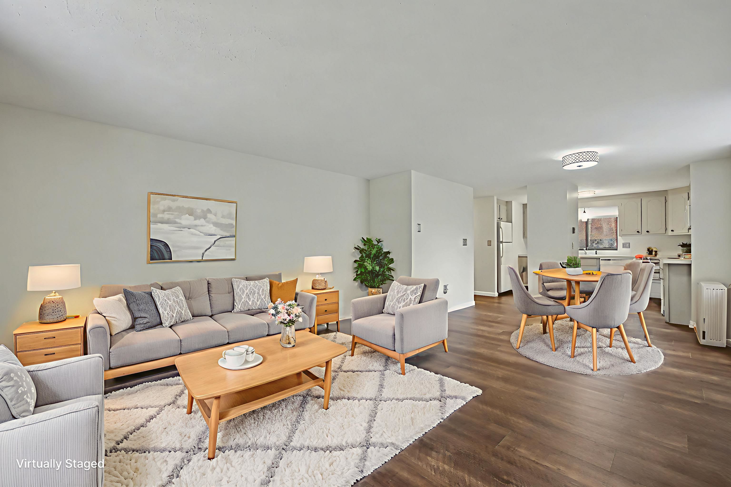 11 Essex Green Court