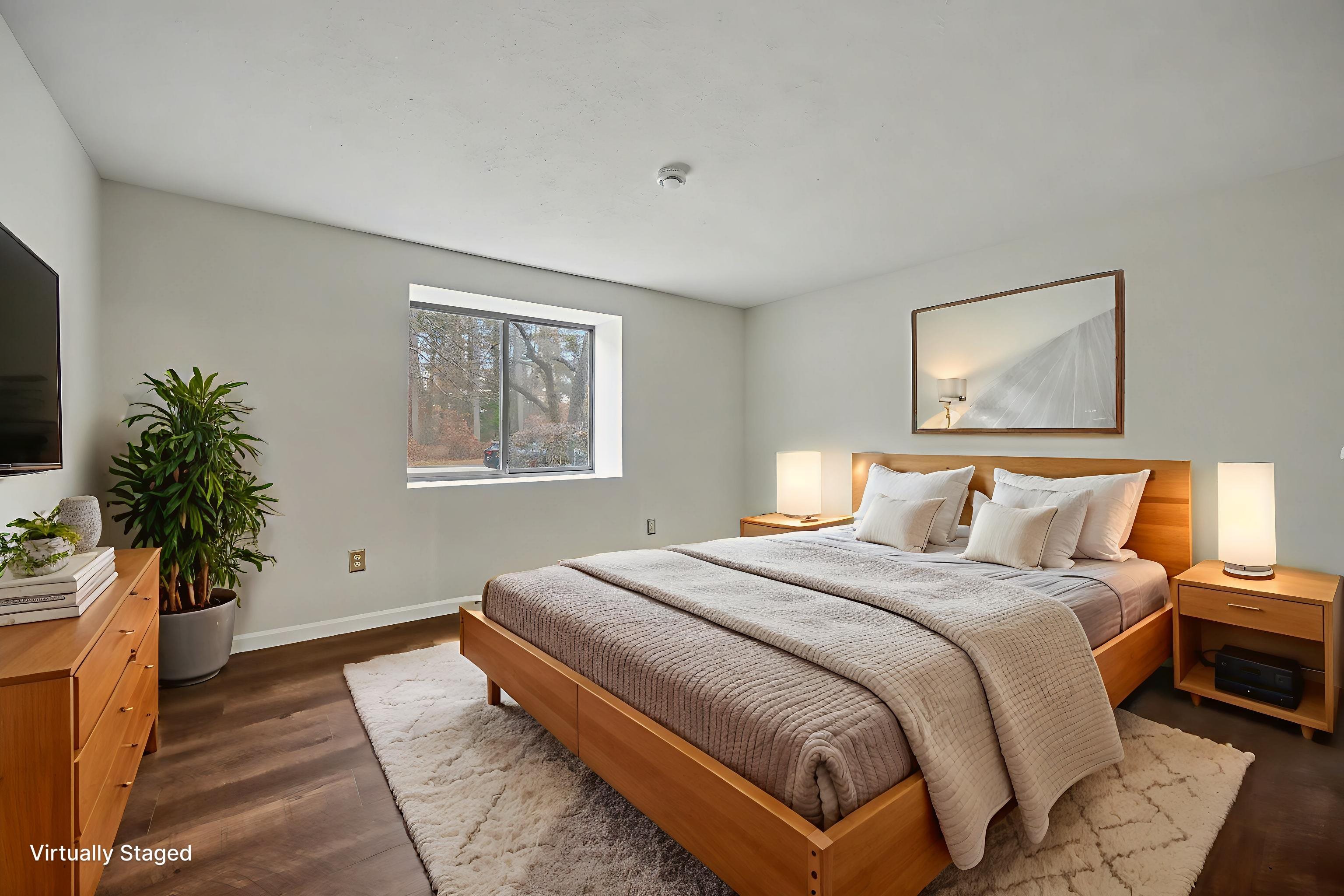 11 Essex Green Court