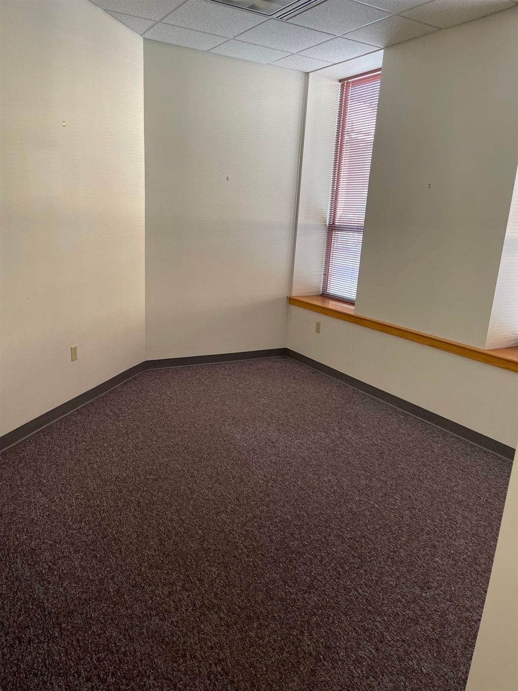 Photo of 34 Mechanic Street, Keene, NH 03431 (MLS # 4946789)