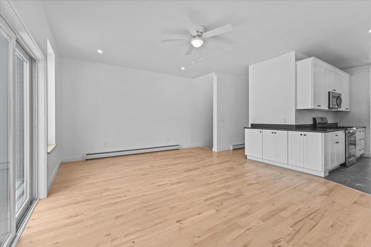 Vergennes, Vermont 05491, United States, 3 Bedrooms Bedrooms, ,2 BathroomsBathrooms,Residential,Active,45321