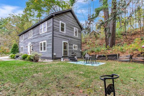 34 Pleasant Street Proctor VT 05765
