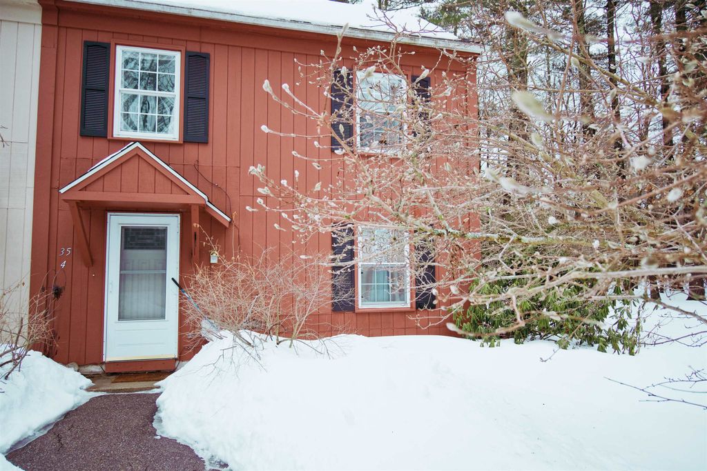 Photo of 35 Eastern Avenue #4, Barrington, NH 03825 (MLS # 5080433)