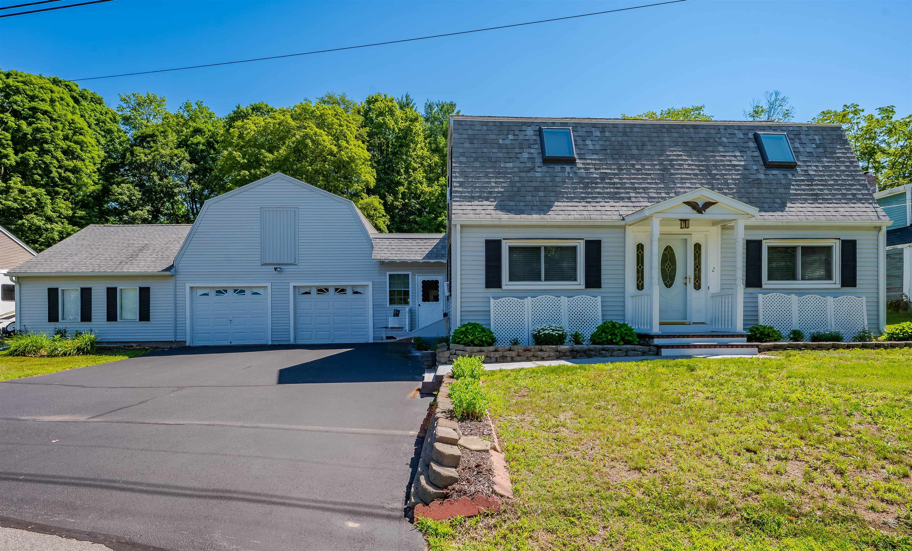 2 Wadleigh Lane