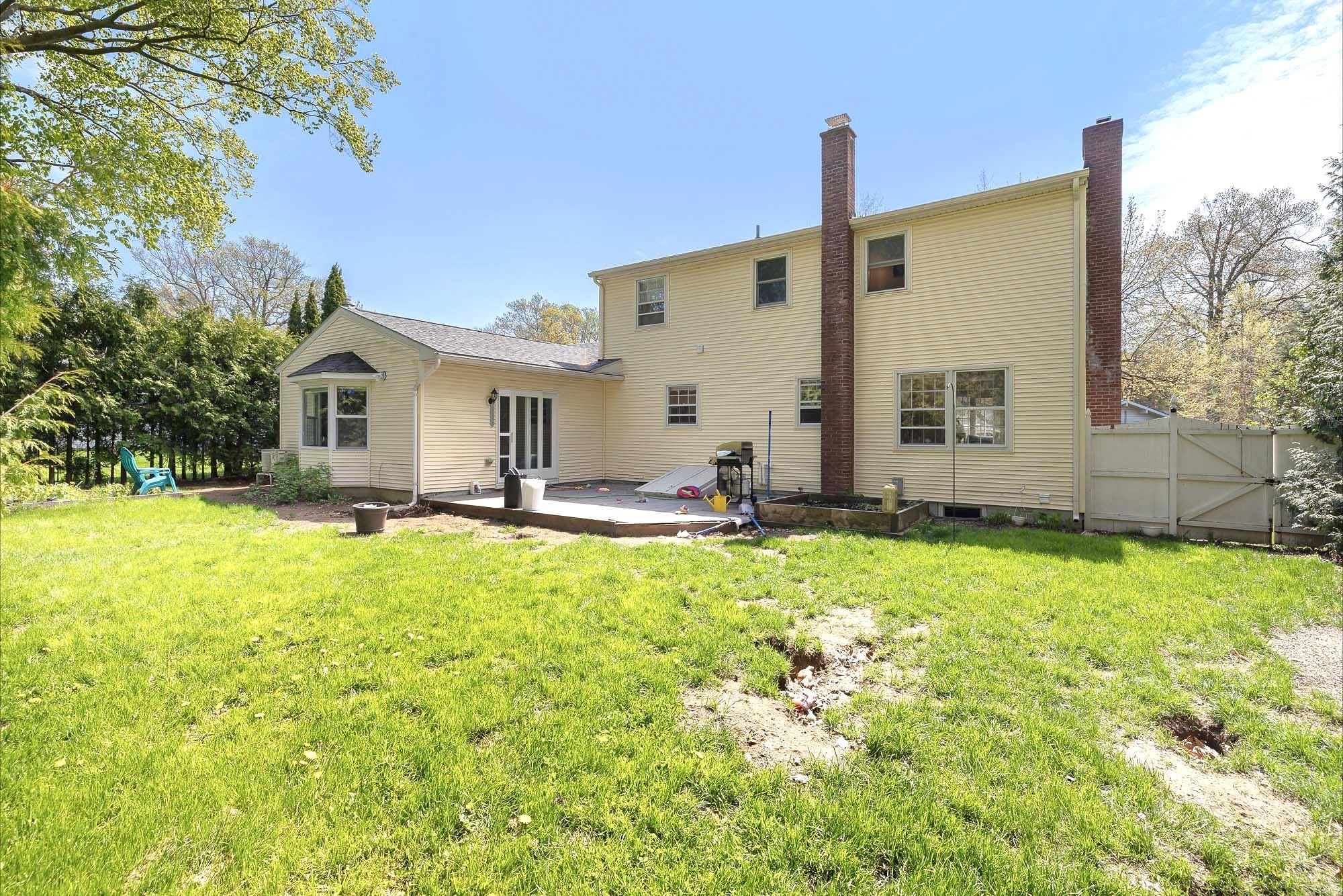 120 Lakewood Parkway