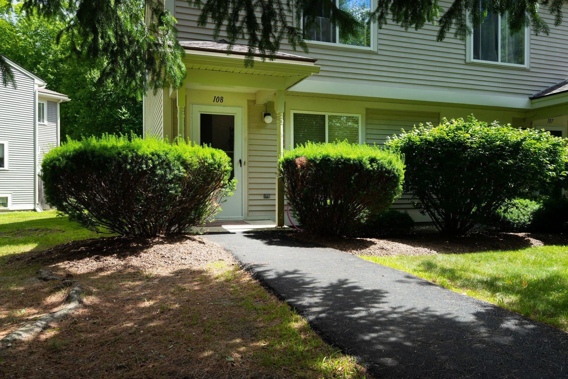 Photo 1 of 10 — 108 Morningside Commons, Brattleboro, VT 05301