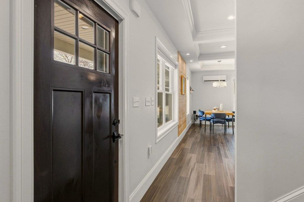 Photo of 114 Saratoga Way #1, Portsmouth, NH 03801 (MLS # 5075108)