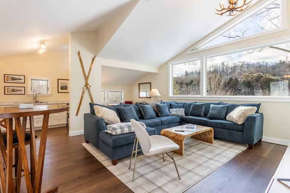 732 Bridgewater Center Road