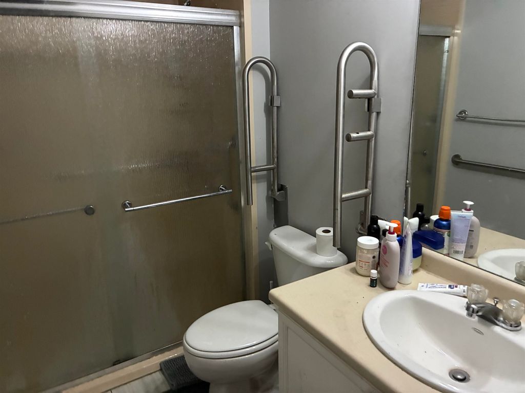 Photo of 14 Crestview Circle #160, Londonderry, NH 03053 (MLS # 5075003)