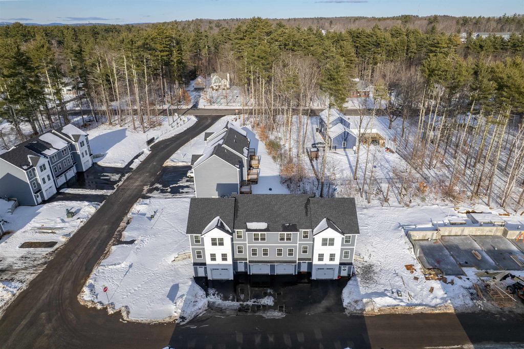 Photo of 7 The Crossings at Village Center, Barrington, NH 03825 (MLS # 5081260)