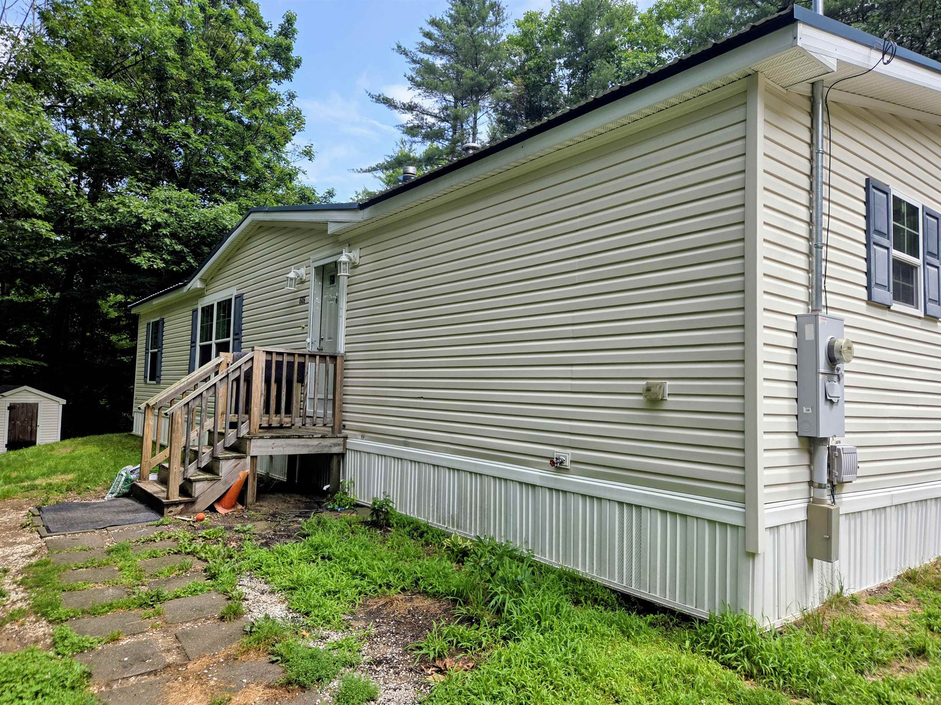 609 Ten Rod Road