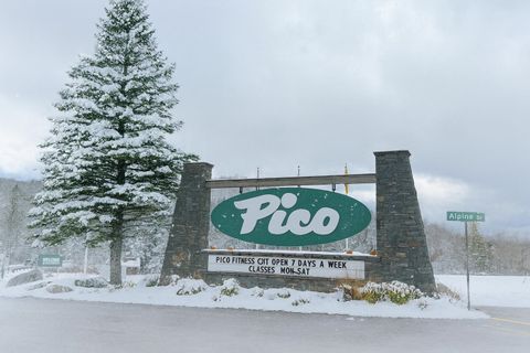 71 Alpine Drive D403 Killington VT 05751